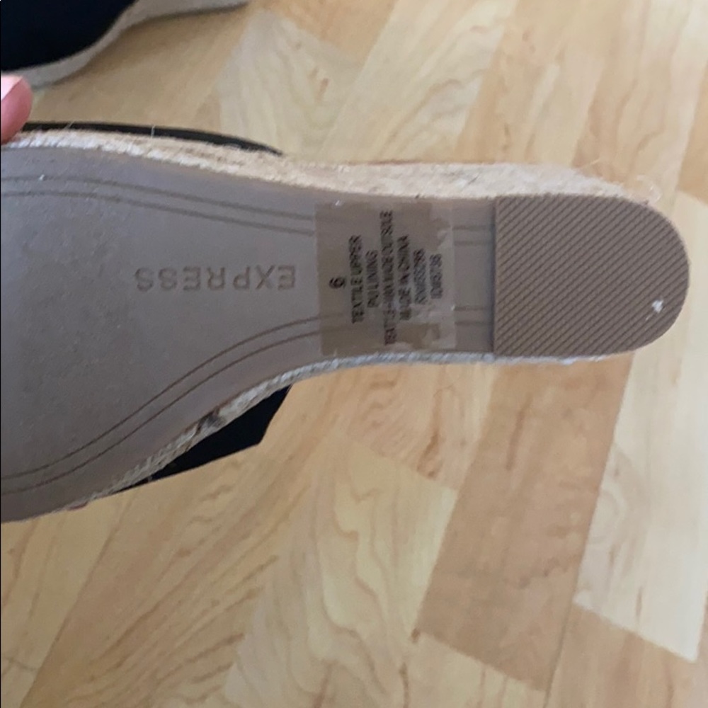Express wedges - Picture 4 of 4